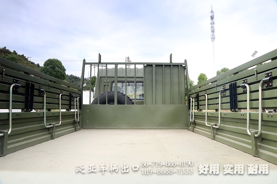 东风天锦卡车,6×6天锦越野车,六驱天锦运兵车,东风2102越野运兵车,东风军车报价,六驱东风天锦载货车,190马力东风卡车,EQ2102军用越野卡车,6×6越野客车改装,东风153越野车