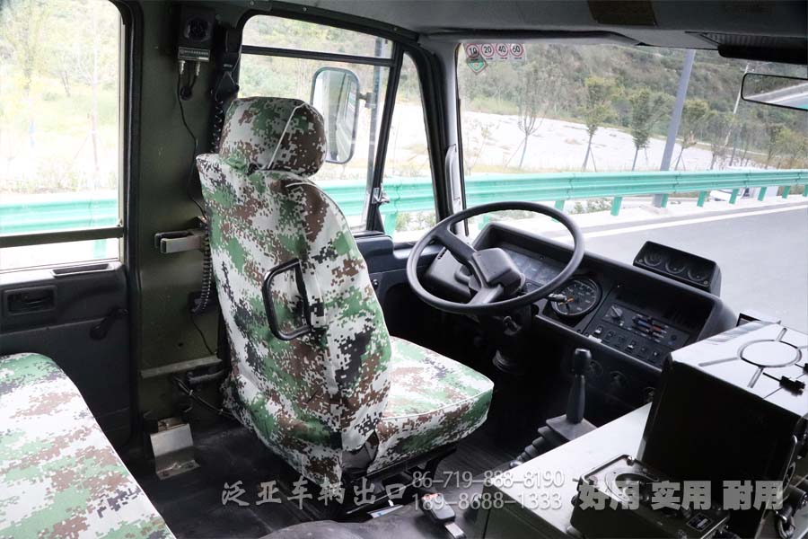 东风六驱越野卡车， 后援保障车，维修保障车，EQ2102,六驱越野车，东风六驱