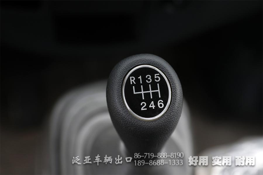 3吨清障车,一拖二清障车,轿车拖运,故障车清理,应急抢修车,半落地直板清障车,救援车厂家