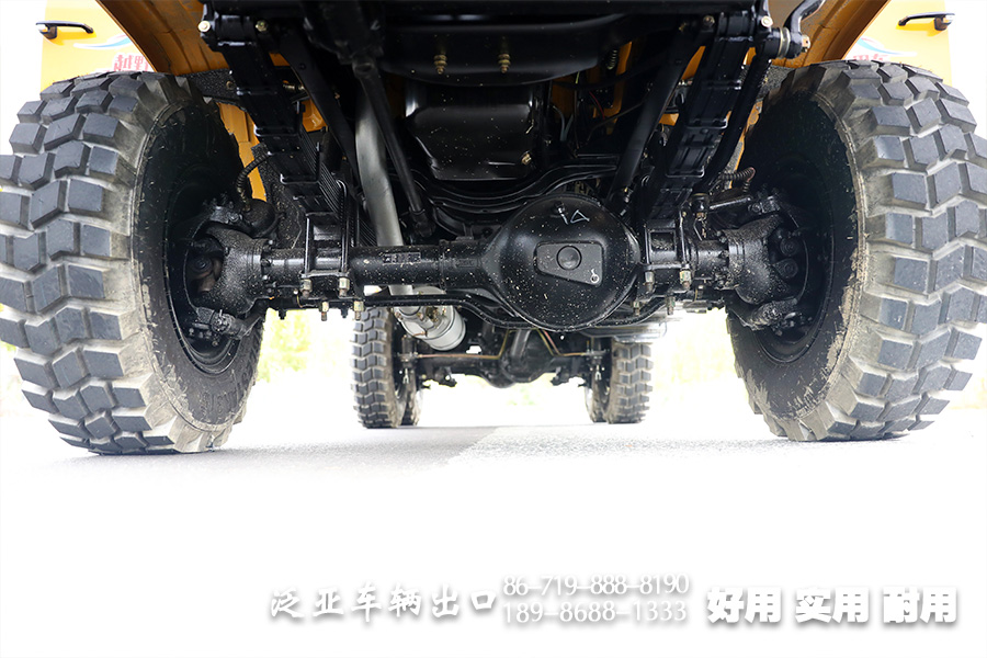 东风6X6,EQ2082,EQ240,6X6长头卡车,双玻璃柴油卡车,四吨民用卡车,尖头越野运兵车,25Y