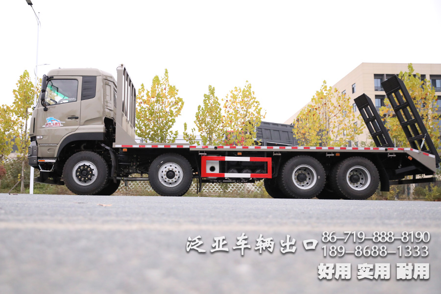 东风8X4,8X4平板,平板底盘,东风10米平板,东风10米底盘,30吨专用车底盘,30吨底盘,专用车底盘改装